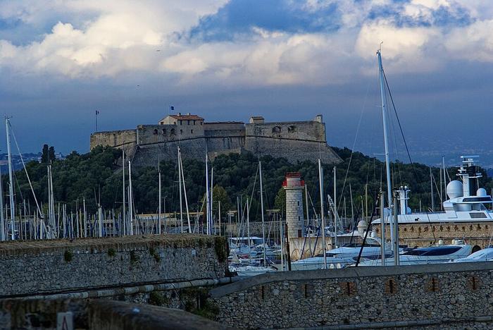Antibes - Immobilier - CENTURY 21  Albert 1er - Rampe_des_Saleurs_-_Vue_Nord_Fort_Carré