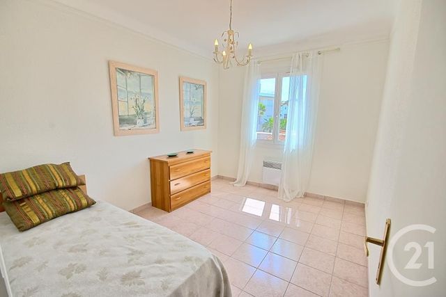 Afficher la photo en grand Appartement F3 à vendre - 3 pièces - 61.05 m2 - ANTIBES - 06 - PROVENCE-ALPES-COTE-D-AZUR - Century 21 Albert 1Er