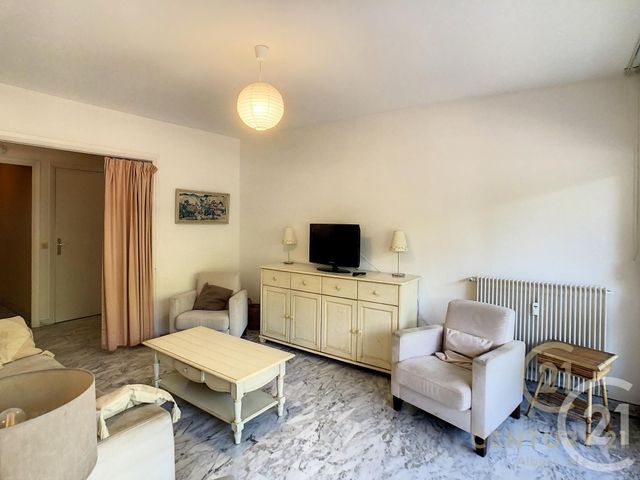 Appartement F2 à louer - 2 pièces - 49.4 m2 - JUAN LES PINS - 06 - PROVENCE-ALPES-COTE-D-AZUR - Century 21 Albert 1Er