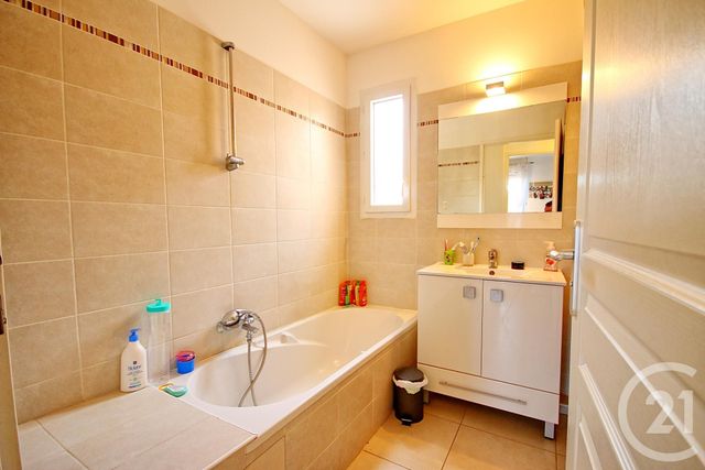 maison à vendre - 4 pièces - 82.0 m2 - ANTIBES - 06 - PROVENCE-ALPES-COTE-D-AZUR - Century 21 Albert 1Er maison à vendre - 4 pièces - 82.0 m2 - ANTIBES - 06 - PROVENCE-ALPES-COTE-D-AZUR - Century 21 Albert 1Er