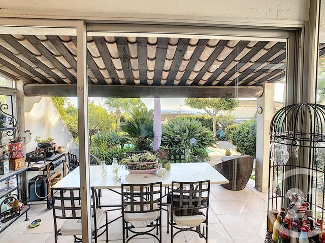 Afficher la photo en grand maison à vendre - 6 pièces - 180.0 m2 - LE GOLFE JUAN - 06 - PROVENCE-ALPES-COTE-D-AZUR - Century 21 Albert 1Er