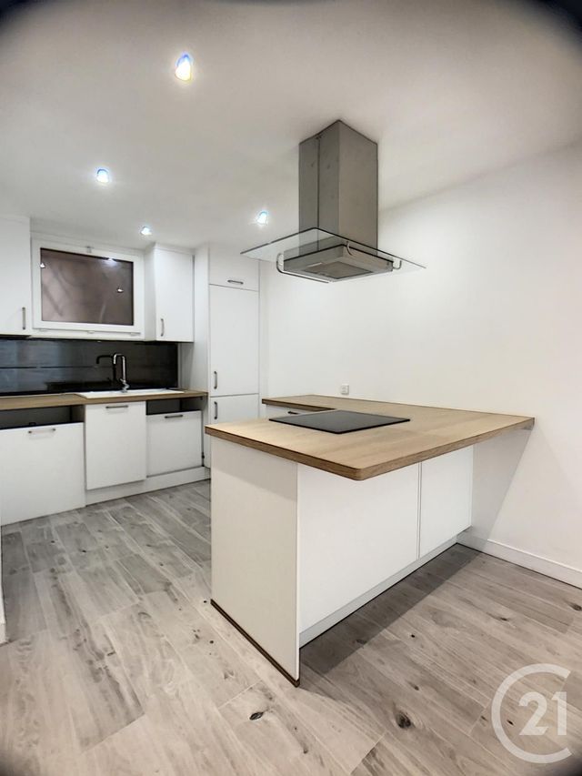 Afficher la photo en grand Appartement F2 à vendre - 2 pièces - 50.54 m2 - JUAN LES PINS - 06 - PROVENCE-ALPES-COTE-D-AZUR - Century 21 Albert 1Er