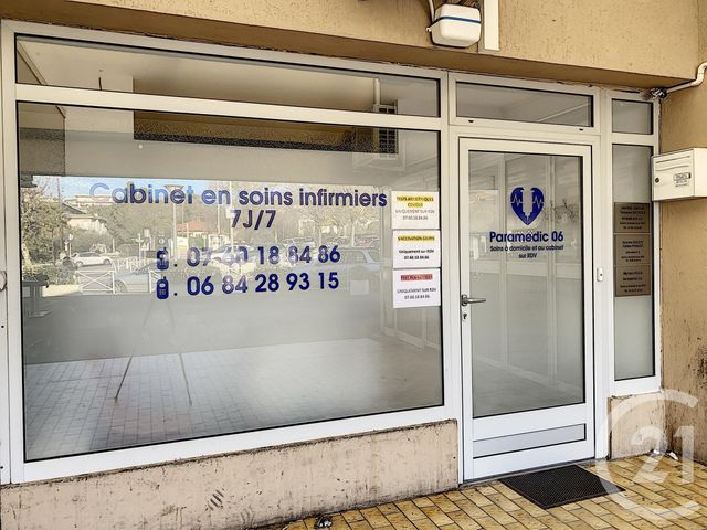 Afficher la photo en grand Local à vendre - 1 pièce - 26.02 m2 - ANTIBES - 06 - PROVENCE-ALPES-COTE-D-AZUR - Century 21 Albert 1Er