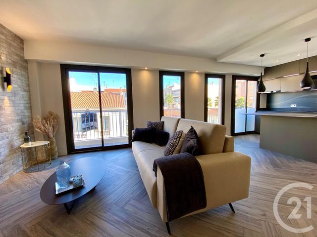 Afficher la photo en grand Appartement F4 à vendre - 4 pièces - 77.0 m2 - ANTIBES - 06 - PROVENCE-ALPES-COTE-D-AZUR - Century 21 Albert 1Er