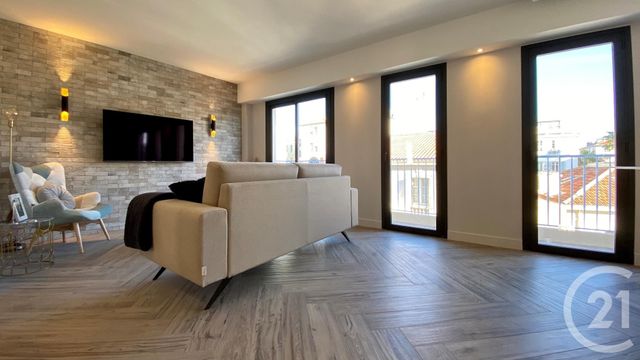 Afficher la photo en grand Appartement F4 à vendre - 4 pièces - 77.0 m2 - ANTIBES - 06 - PROVENCE-ALPES-COTE-D-AZUR - Century 21 Albert 1Er