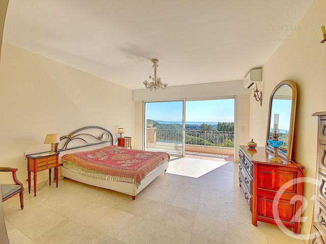 maison à vendre - 7 pièces - 345.0 m2 - VALLAURIS - 06 - PROVENCE-ALPES-COTE-D-AZUR - Century 21 Albert 1Er maison à vendre - 7 pièces - 345.0 m2 - VALLAURIS - 06 - PROVENCE-ALPES-COTE-D-AZUR - Century 21 Albert 1Er