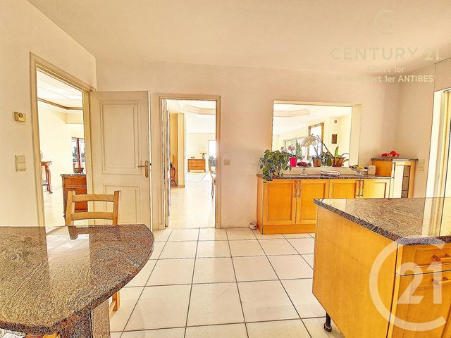 maison à vendre - 7 pièces - 345.0 m2 - VALLAURIS - 06 - PROVENCE-ALPES-COTE-D-AZUR - Century 21 Albert 1Er maison à vendre - 7 pièces - 345.0 m2 - VALLAURIS - 06 - PROVENCE-ALPES-COTE-D-AZUR - Century 21 Albert 1Er