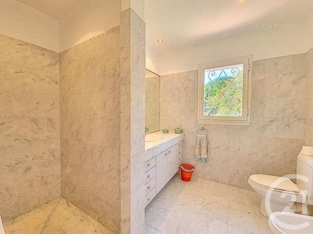 maison à vendre - 7 pièces - 345.0 m2 - VALLAURIS - 06 - PROVENCE-ALPES-COTE-D-AZUR - Century 21 Albert 1Er maison à vendre - 7 pièces - 345.0 m2 - VALLAURIS - 06 - PROVENCE-ALPES-COTE-D-AZUR - Century 21 Albert 1Er