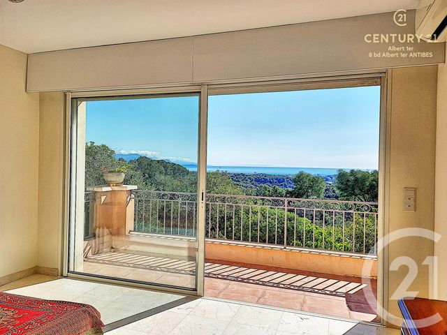 maison à vendre - 7 pièces - 345.0 m2 - VALLAURIS - 06 - PROVENCE-ALPES-COTE-D-AZUR - Century 21 Albert 1Er maison à vendre - 7 pièces - 345.0 m2 - VALLAURIS - 06 - PROVENCE-ALPES-COTE-D-AZUR - Century 21 Albert 1Er