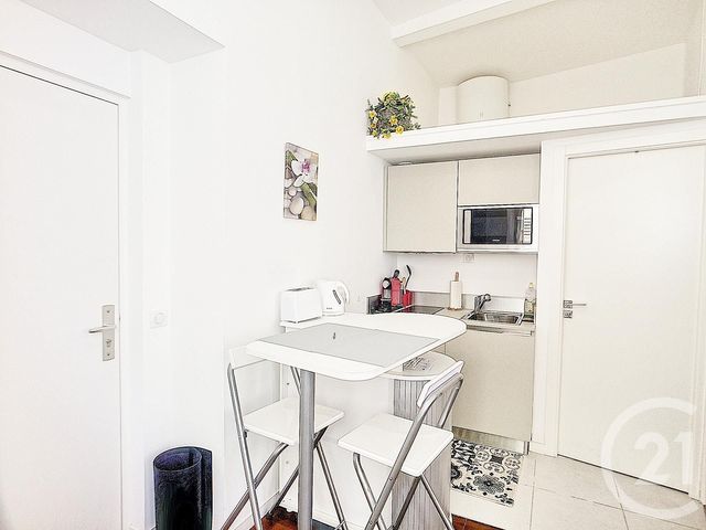 Afficher la photo en grand appartement à louer - 2 pièces - 28.7 m2 - ANTIBES - 06 - PROVENCE-ALPES-COTE-D-AZUR - Century 21 Albert 1Er