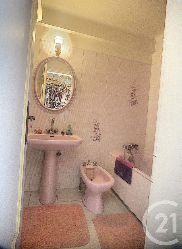 Appartement F2 à vendre - 2 pièces - 46.0 m2 - ANTIBES - 06 - PROVENCE-ALPES-COTE-D-AZUR - Century 21 Albert 1Er Appartement F2 à vendre - 2 pièces - 46.0 m2 - ANTIBES - 06 - PROVENCE-ALPES-COTE-D-AZUR - Century 21 Albert 1Er