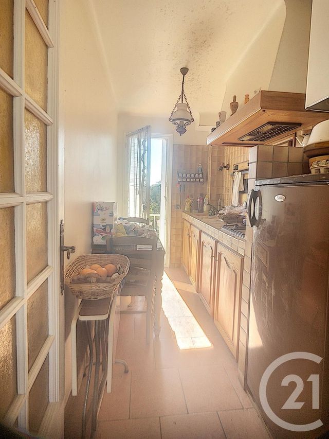 Appartement F2 à vendre - 2 pièces - 46.0 m2 - ANTIBES - 06 - PROVENCE-ALPES-COTE-D-AZUR - Century 21 Albert 1Er Appartement F2 à vendre - 2 pièces - 46.0 m2 - ANTIBES - 06 - PROVENCE-ALPES-COTE-D-AZUR - Century 21 Albert 1Er