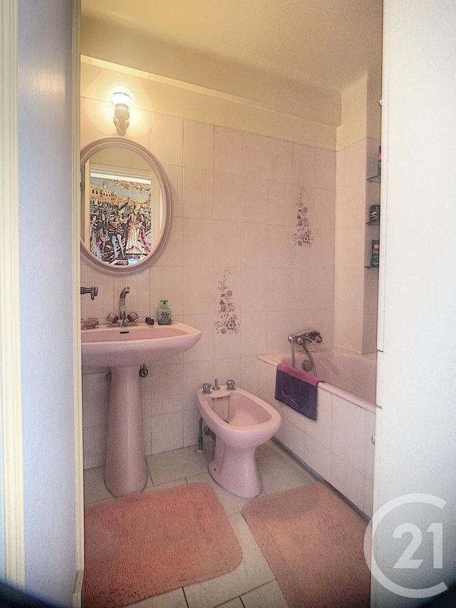 Appartement F2 à vendre - 2 pièces - 46.0 m2 - ANTIBES - 06 - PROVENCE-ALPES-COTE-D-AZUR - Century 21 Albert 1Er Appartement F2 à vendre - 2 pièces - 46.0 m2 - ANTIBES - 06 - PROVENCE-ALPES-COTE-D-AZUR - Century 21 Albert 1Er