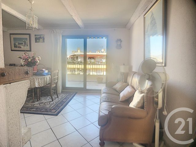Appartement F2 à vendre - 2 pièces - 46.0 m2 - ANTIBES - 06 - PROVENCE-ALPES-COTE-D-AZUR - Century 21 Albert 1Er Appartement F2 à vendre - 2 pièces - 46.0 m2 - ANTIBES - 06 - PROVENCE-ALPES-COTE-D-AZUR - Century 21 Albert 1Er
