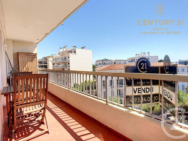 Afficher la photo en grand Appartement F2 à vendre - 2 pièces - 43.57 m2 - ANTIBES - 06 - PROVENCE-ALPES-COTE-D-AZUR - Century 21 Albert 1Er
