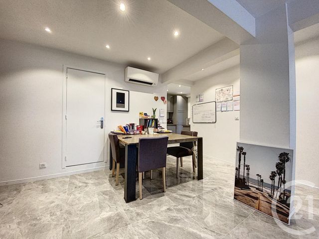 Appartement F3 à vendre - 3 pièces - 55.0 m2 - ANTIBES - 06 - PROVENCE-ALPES-COTE-D-AZUR - Century 21 Albert 1Er Appartement F3 à vendre - 3 pièces - 55.0 m2 - ANTIBES - 06 - PROVENCE-ALPES-COTE-D-AZUR - Century 21 Albert 1Er