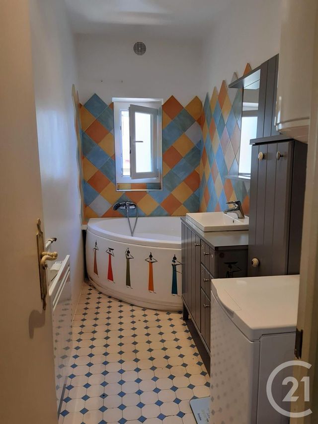 Appartement F3 à vendre - 3 pièces - 57.32 m2 - ANTIBES - 06 - PROVENCE-ALPES-COTE-D-AZUR - Century 21 Albert 1Er Appartement F3 à vendre - 3 pièces - 57.32 m2 - ANTIBES - 06 - PROVENCE-ALPES-COTE-D-AZUR - Century 21 Albert 1Er