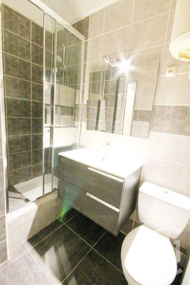 Appartement F1 à louer - 1 pièce - 26.59 m2 - ANTIBES - 06 - PROVENCE-ALPES-COTE-D-AZUR - Century 21 Albert 1Er Appartement F1 à louer - 1 pièce - 26.59 m2 - ANTIBES - 06 - PROVENCE-ALPES-COTE-D-AZUR - Century 21 Albert 1Er