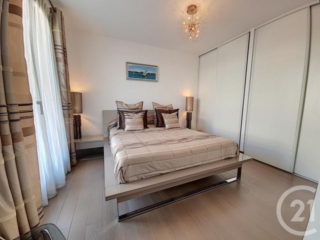 Appartement F4 à vendre - 4 pièces - 94.98 m2 - ANTIBES - 06 - PROVENCE-ALPES-COTE-D-AZUR - Century 21 Albert 1Er Appartement F4 à vendre - 4 pièces - 94.98 m2 - ANTIBES - 06 - PROVENCE-ALPES-COTE-D-AZUR - Century 21 Albert 1Er