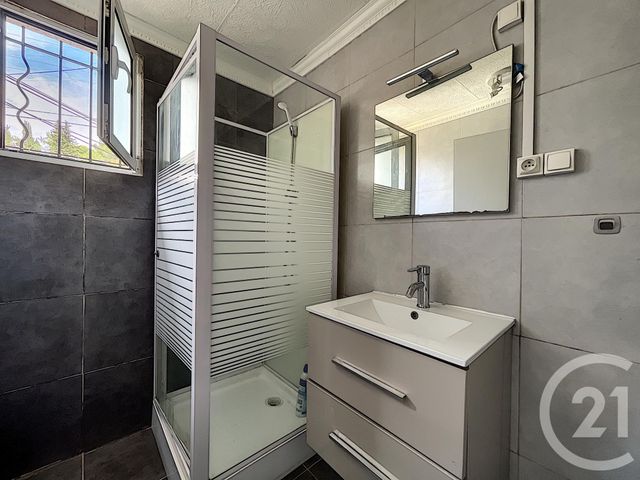 Afficher la photo en grand Appartement F5 à vendre - 5 pièces - 88.0 m2 - ANTIBES - 06 - PROVENCE-ALPES-COTE-D-AZUR - Century 21 Albert 1Er