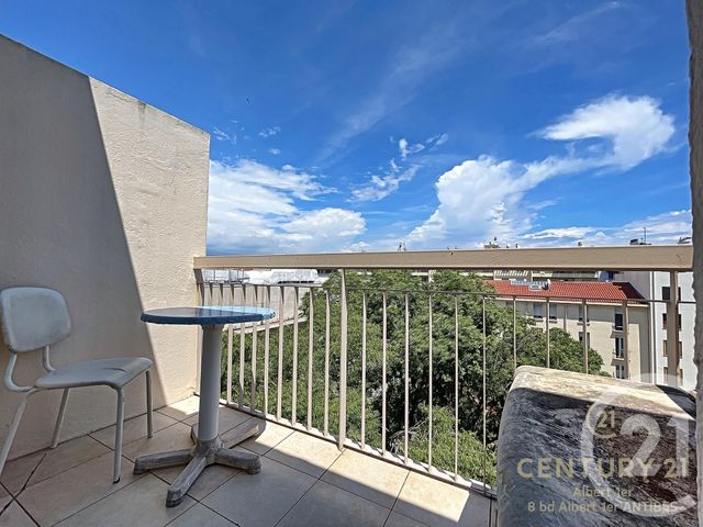 Afficher la photo en grand Appartement F3 à vendre - 3 pièces - 67.84 m2 - ANTIBES - 06 - PROVENCE-ALPES-COTE-D-AZUR - Century 21 Albert 1Er