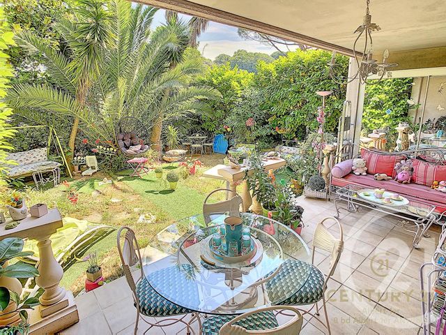 Afficher la photo en grand Appartement F2 à vendre - 2 pièces - 44.34 m2 - ANTIBES - 06 - PROVENCE-ALPES-COTE-D-AZUR - Century 21 Albert 1Er