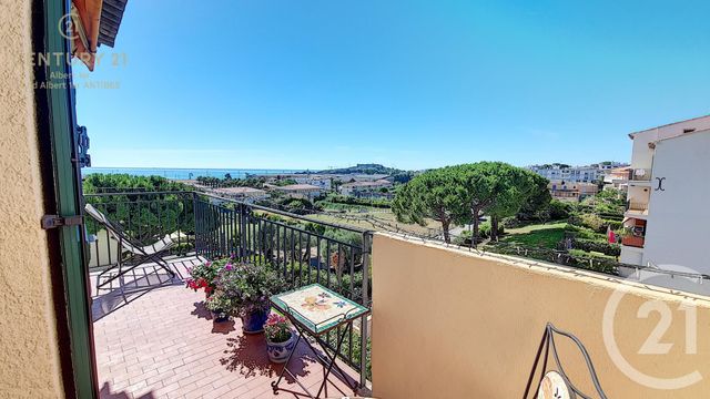 Afficher la photo en grand Appartement F4 à vendre - 4 pièces - 105.83 m2 - ANTIBES - 06 - PROVENCE-ALPES-COTE-D-AZUR - Century 21 Albert 1Er