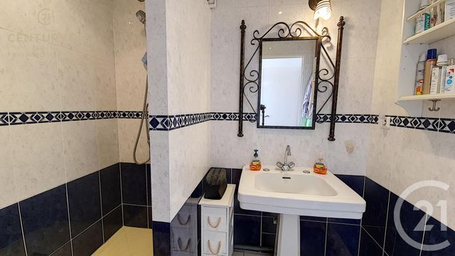 Afficher la photo en grand Appartement F4 à vendre - 4 pièces - 105.83 m2 - ANTIBES - 06 - PROVENCE-ALPES-COTE-D-AZUR - Century 21 Albert 1Er