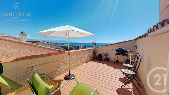 Afficher la photo en grand Appartement F4 à vendre - 4 pièces - 105.83 m2 - ANTIBES - 06 - PROVENCE-ALPES-COTE-D-AZUR - Century 21 Albert 1Er