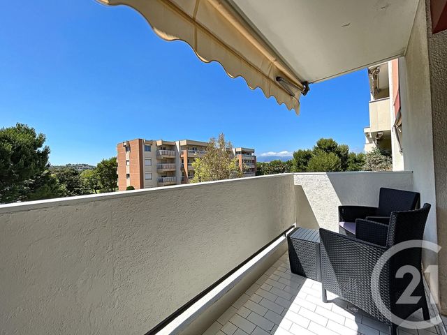 Afficher la photo en grand Appartement F3 à vendre - 3 pièces - 50.21 m2 - ANTIBES - 06 - PROVENCE-ALPES-COTE-D-AZUR - Century 21 Albert 1Er