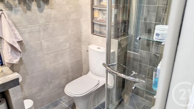 Afficher la photo en grand Appartement F2 à vendre - 2 pièces - 41.73 m2 - ANTIBES - 06 - PROVENCE-ALPES-COTE-D-AZUR - Century 21 Albert 1Er