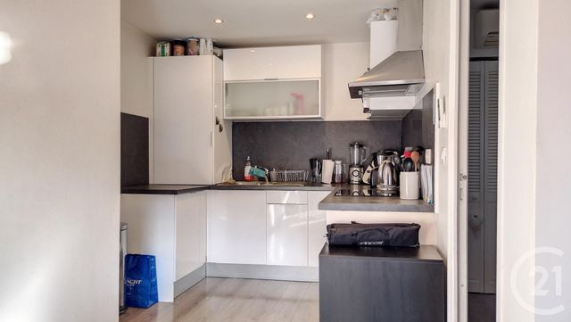 Afficher la photo en grand Appartement F2 à vendre - 2 pièces - 41.73 m2 - ANTIBES - 06 - PROVENCE-ALPES-COTE-D-AZUR - Century 21 Albert 1Er