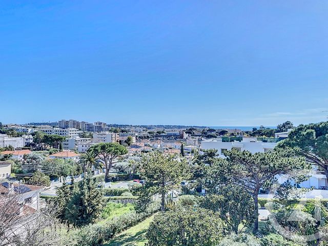 Appartement T3 à vendre - 3 pièces - 56.61 m2 - ANTIBES - 06 - PROVENCE-ALPES-COTE-D-AZUR - Century 21 Albert 1Er