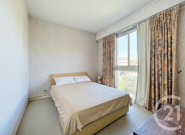 Appartement T3 à vendre - 3 pièces - 56.61 m2 - ANTIBES - 06 - PROVENCE-ALPES-COTE-D-AZUR - Century 21 Albert 1Er