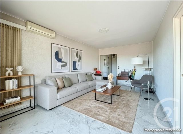 Appartement T3 à vendre - 3 pièces - 56.61 m2 - ANTIBES - 06 - PROVENCE-ALPES-COTE-D-AZUR - Century 21 Albert 1Er