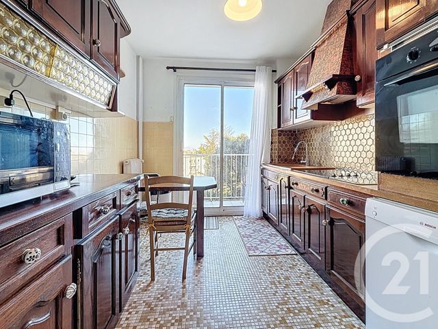 Appartement F5 à vendre - 5 pièces - 91.56 m2 - ANTIBES - 06 - PROVENCE-ALPES-COTE-D-AZUR - Century 21 Albert 1Er