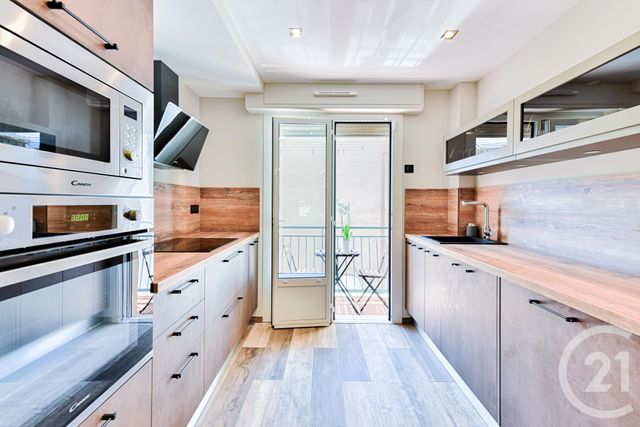 Appartement F4 à vendre - 4 pièces - 66.86 m2 - ANTIBES - 06 - PROVENCE-ALPES-COTE-D-AZUR - Century 21 Albert 1Er