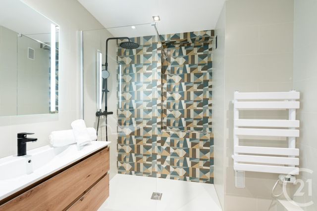 Appartement F4 à vendre - 4 pièces - 66.86 m2 - ANTIBES - 06 - PROVENCE-ALPES-COTE-D-AZUR - Century 21 Albert 1Er