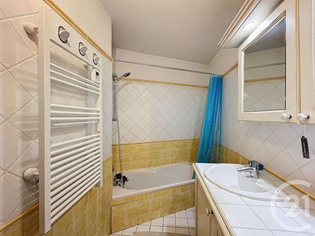 Appartement T3 à vendre - 3 pièces - 58.07 m2 - CANNES - 06 - PROVENCE-ALPES-COTE-D-AZUR - Century 21 Albert 1Er