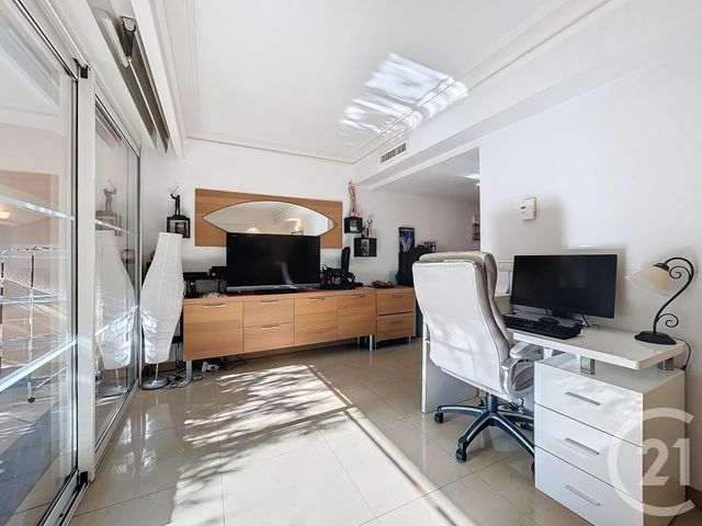 Appartement T3 à vendre - 3 pièces - 58.07 m2 - CANNES - 06 - PROVENCE-ALPES-COTE-D-AZUR - Century 21 Albert 1Er