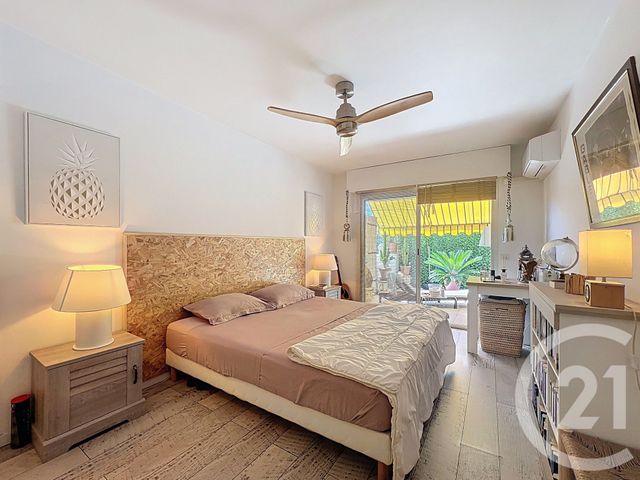 Appartement F2 à vendre - 2 pièces - 53.0 m2 - ANTIBES - 06 - PROVENCE-ALPES-COTE-D-AZUR - Century 21 Albert 1Er