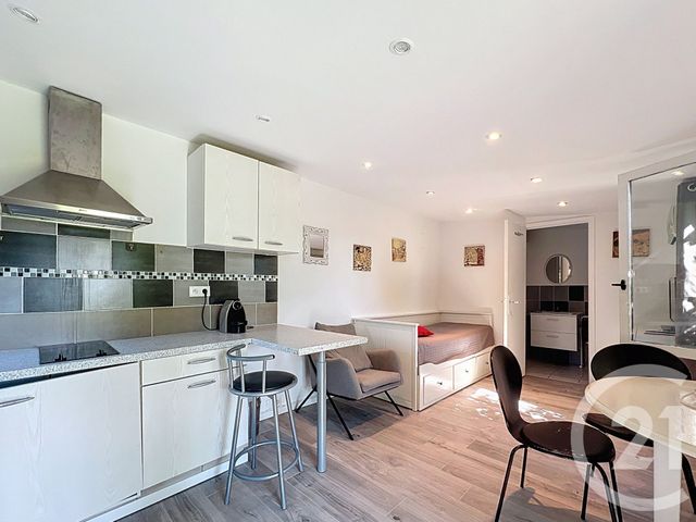 Afficher la photo en grand maison à vendre - 8 pièces - 192.0 m2 - ANTIBES - 06 - PROVENCE-ALPES-COTE-D-AZUR - Century 21 Albert 1Er