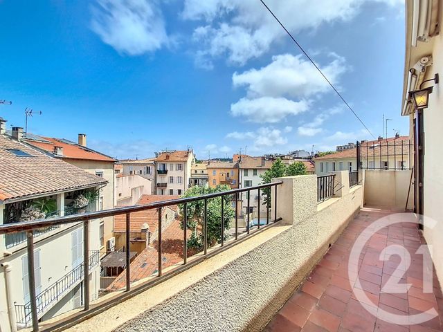 Appartement F3 à vendre - 3 pièces - 62.54 m2 - ANTIBES - 06 - PROVENCE-ALPES-COTE-D-AZUR - Century 21 Albert 1Er