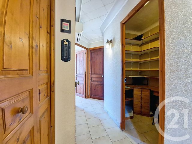 Afficher la photo en grand Appartement F3 à vendre - 3 pièces - 62.54 m2 - ANTIBES - 06 - PROVENCE-ALPES-COTE-D-AZUR - Century 21 Albert 1Er