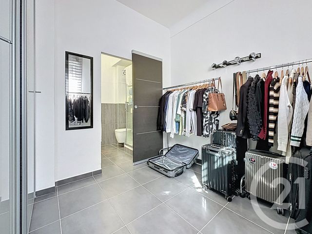 Afficher la photo en grand Appartement F3 à vendre - 3 pièces - 66.0 m2 - JUAN LES PINS - 06 - PROVENCE-ALPES-COTE-D-AZUR - Century 21 Albert 1Er