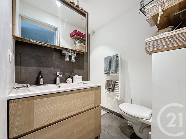 Afficher la photo en grand Appartement F4 à vendre - 4 pièces - 73.47 m2 - ANTIBES - 06 - PROVENCE-ALPES-COTE-D-AZUR - Century 21 Albert 1Er