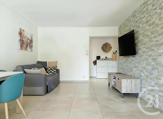 Appartement F3 à vendre - 3 pièces - 69.14 m2 - ANTIBES - 06 - PROVENCE-ALPES-COTE-D-AZUR - Century 21 Albert 1Er