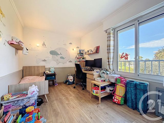 Appartement F3 à vendre - 3 pièces - 69.14 m2 - ANTIBES - 06 - PROVENCE-ALPES-COTE-D-AZUR - Century 21 Albert 1Er
