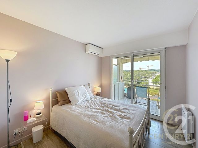Appartement F2 à louer - 2 pièces - 49.53 m2 - ANTIBES - 06 - PROVENCE-ALPES-COTE-D-AZUR - Century 21 Albert 1Er