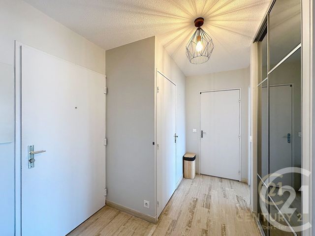 Appartement F2 à louer - 2 pièces - 49.53 m2 - ANTIBES - 06 - PROVENCE-ALPES-COTE-D-AZUR - Century 21 Albert 1Er